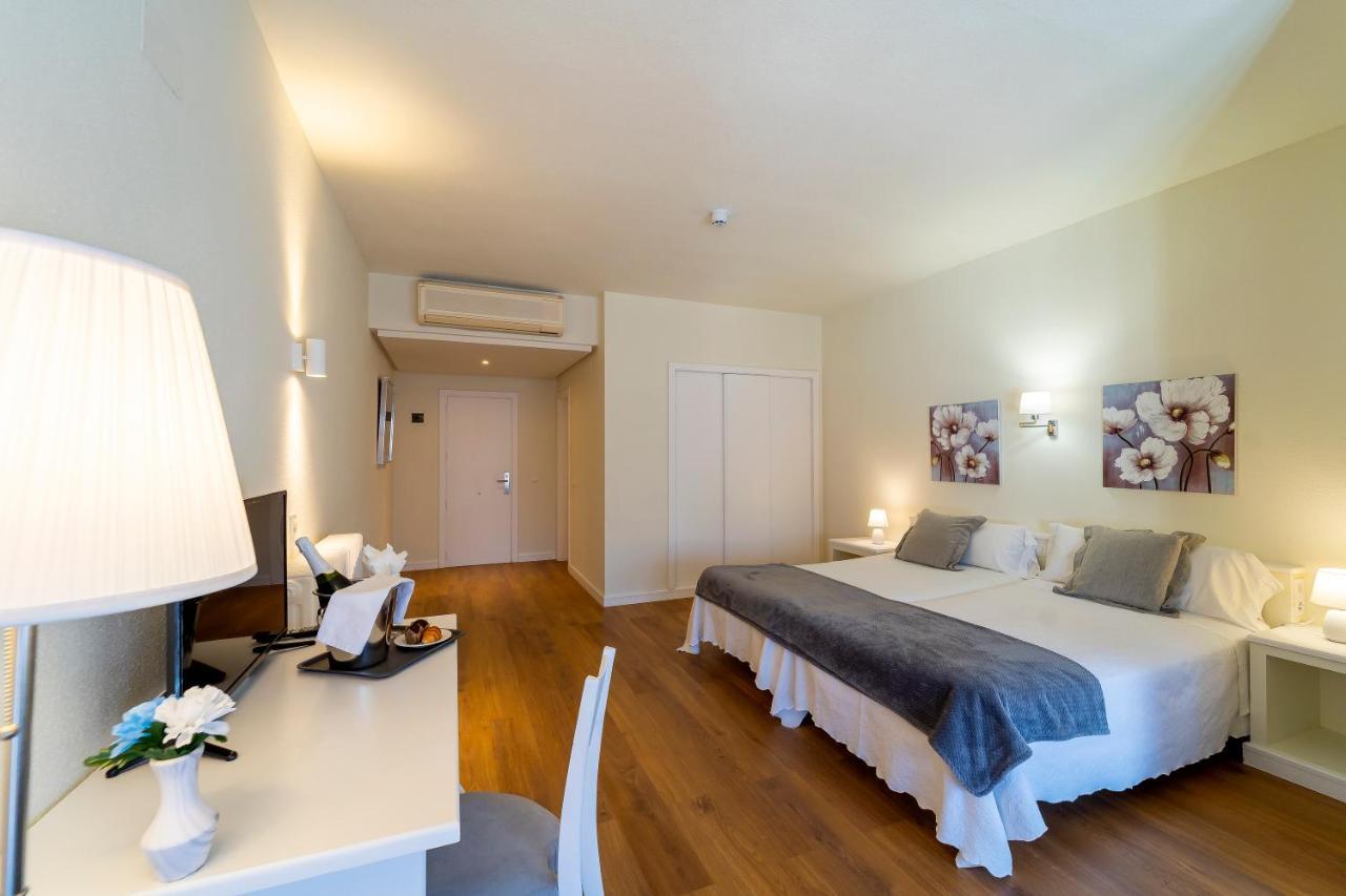 Hotel La Mota By Punta25 Hotels Group メディナ・デル・カンポ エクステリア 写真