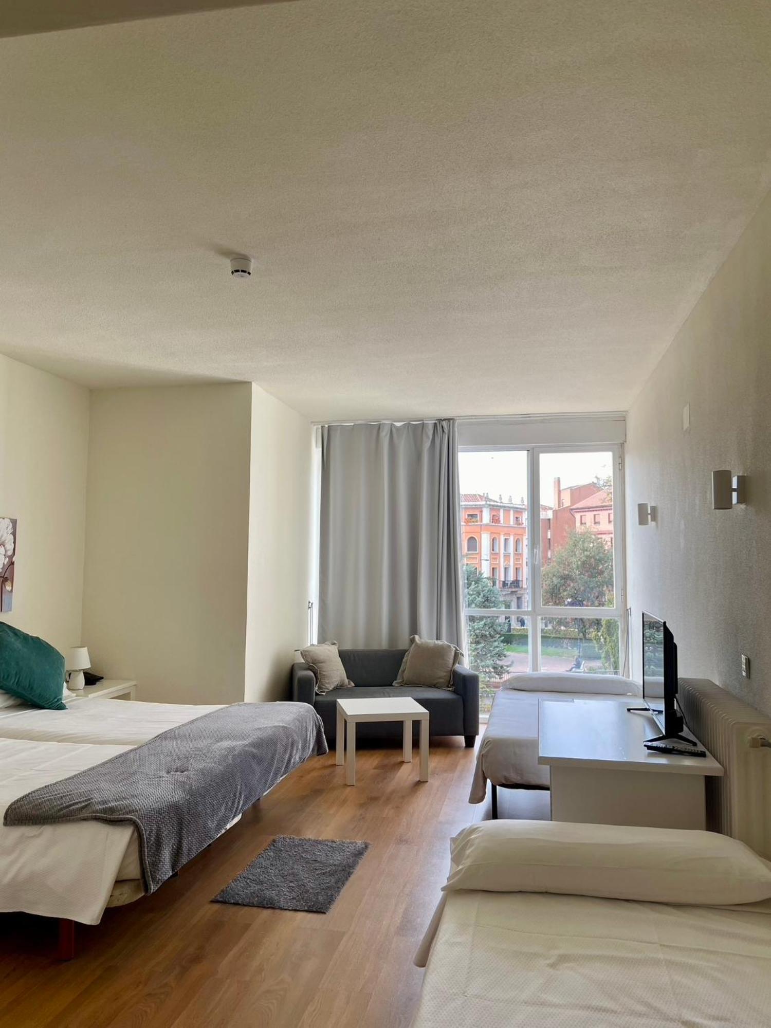 Hotel La Mota By Punta25 Hotels Group メディナ・デル・カンポ エクステリア 写真