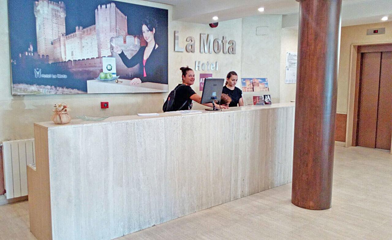 Hotel La Mota By Punta25 Hotels Group メディナ・デル・カンポ エクステリア 写真