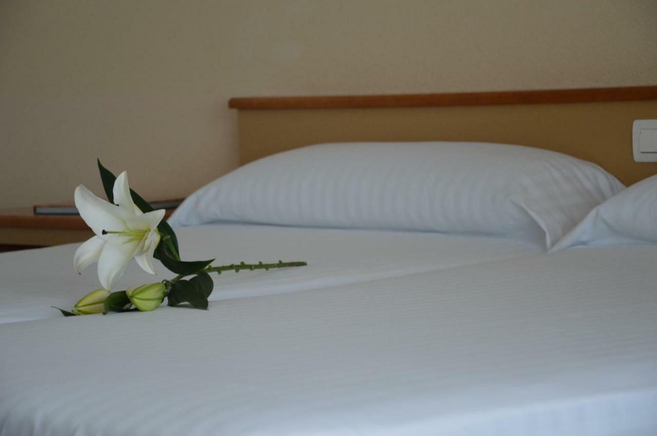 Hotel La Mota By Punta25 Hotels Group メディナ・デル・カンポ エクステリア 写真
