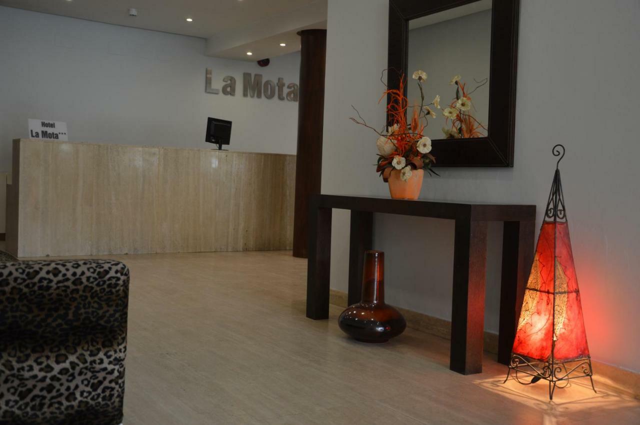 Hotel La Mota By Punta25 Hotels Group メディナ・デル・カンポ エクステリア 写真